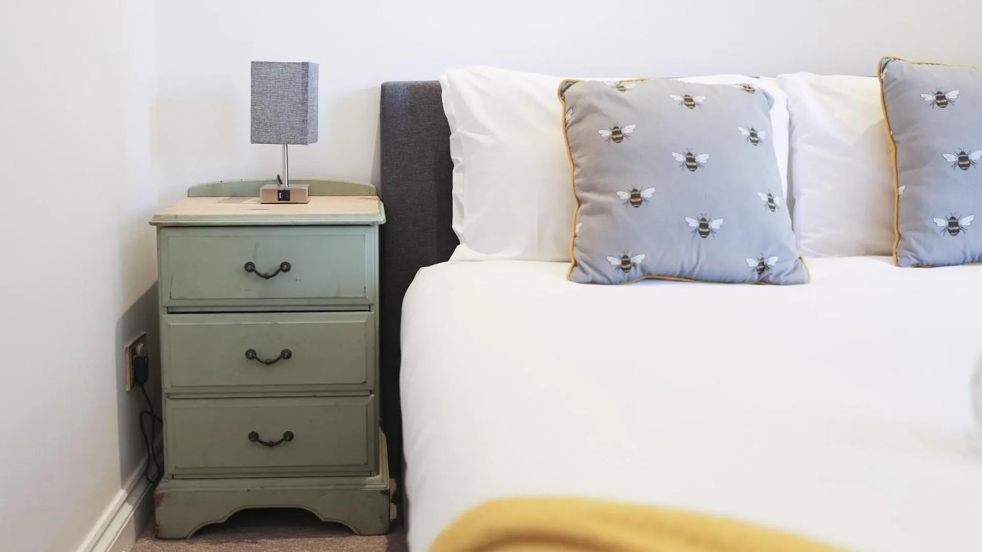 Regency Apartment 3 By My Getaways Brighton